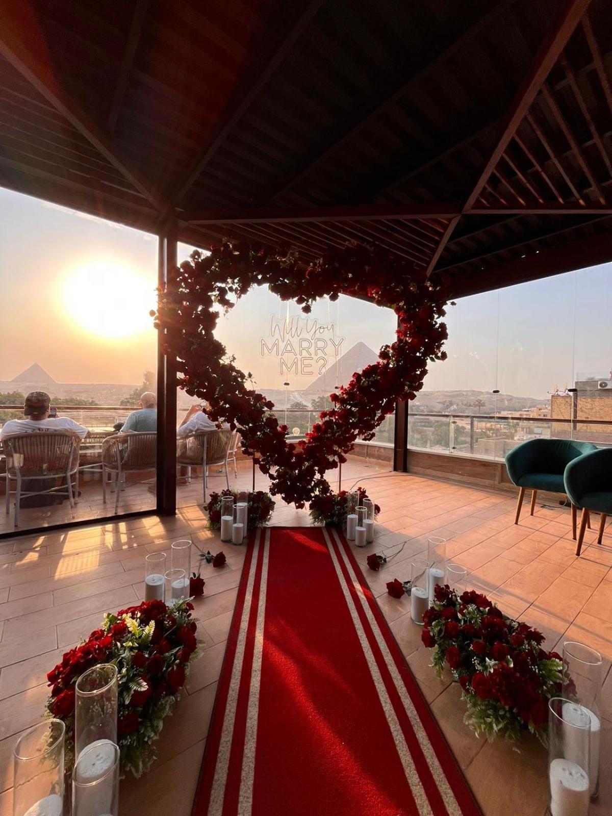 Хостел Shadow Pyramids And Jacuzzi Kafrat al Jabal